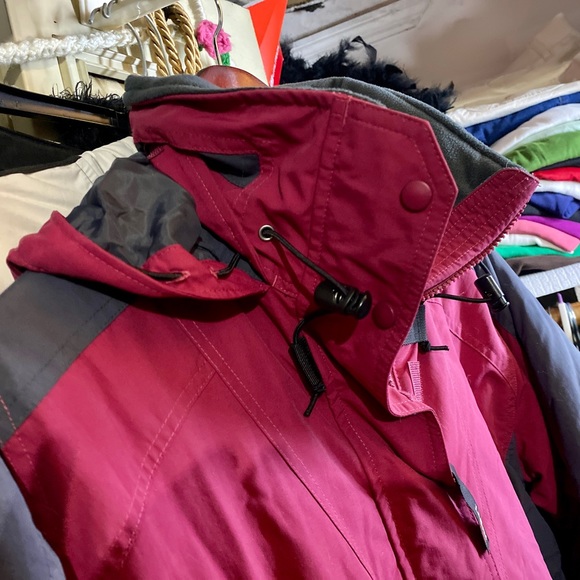 Pre-owned LL Bean Ladies Snow/Ski Jacket Size Medium - Picture 15 of 16